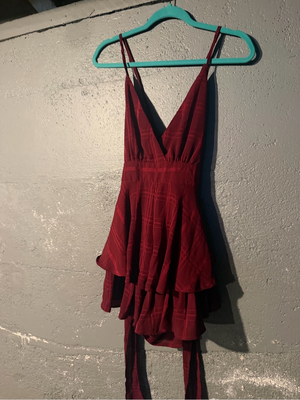 Women's Burgundy V-Neck Tiered Romper Jumpsuit